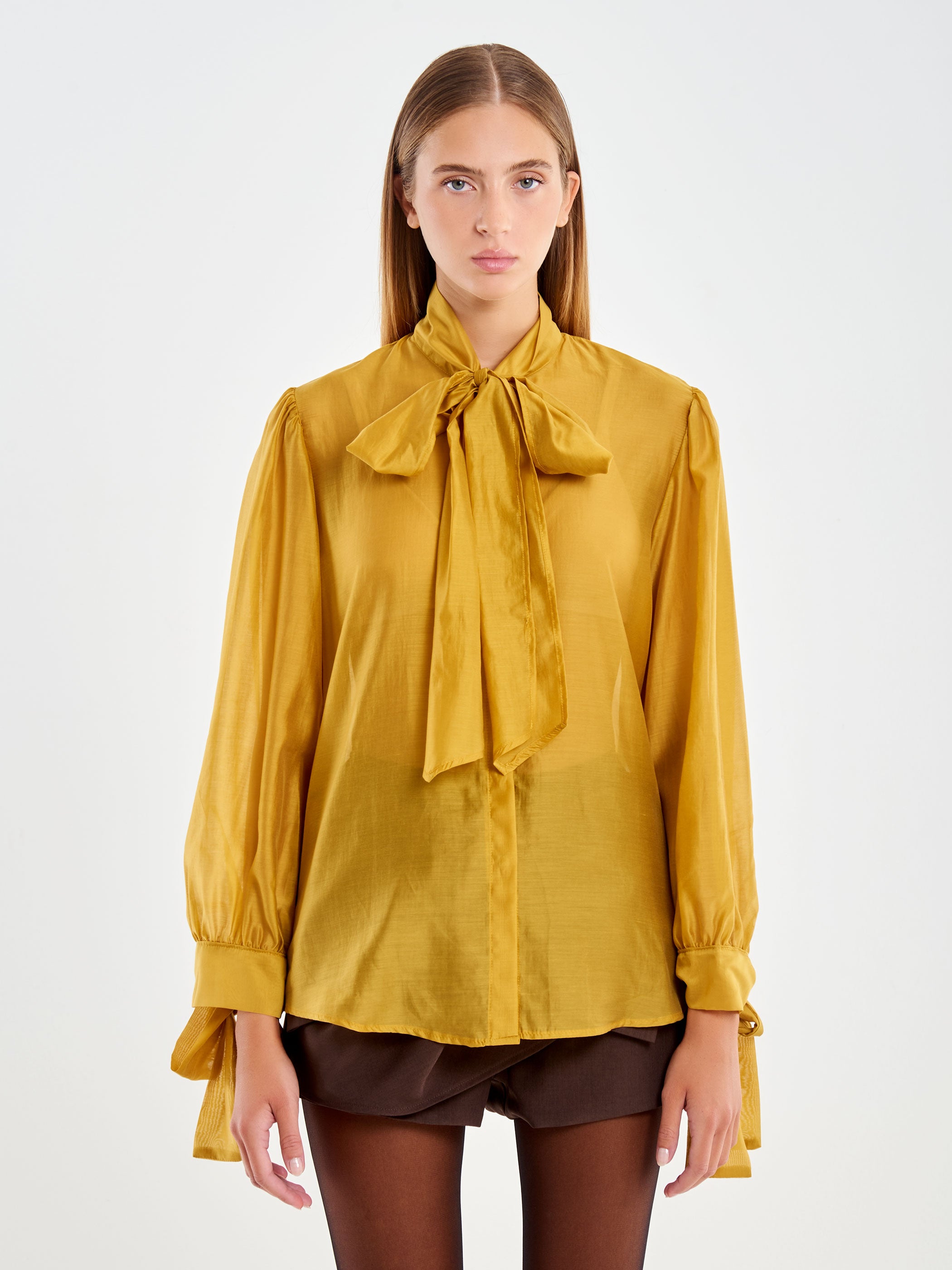 Camicia con Collo Annodato